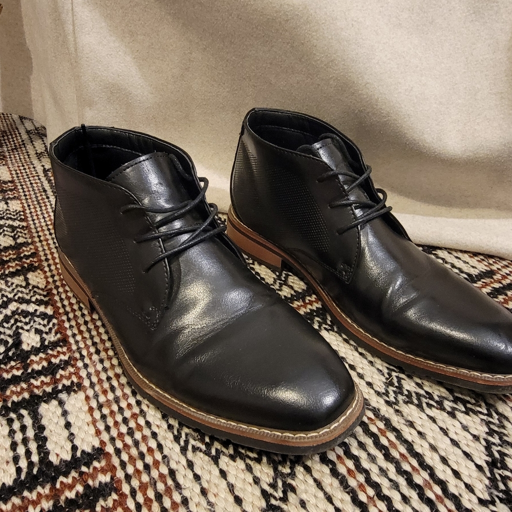 Mens dress shoes